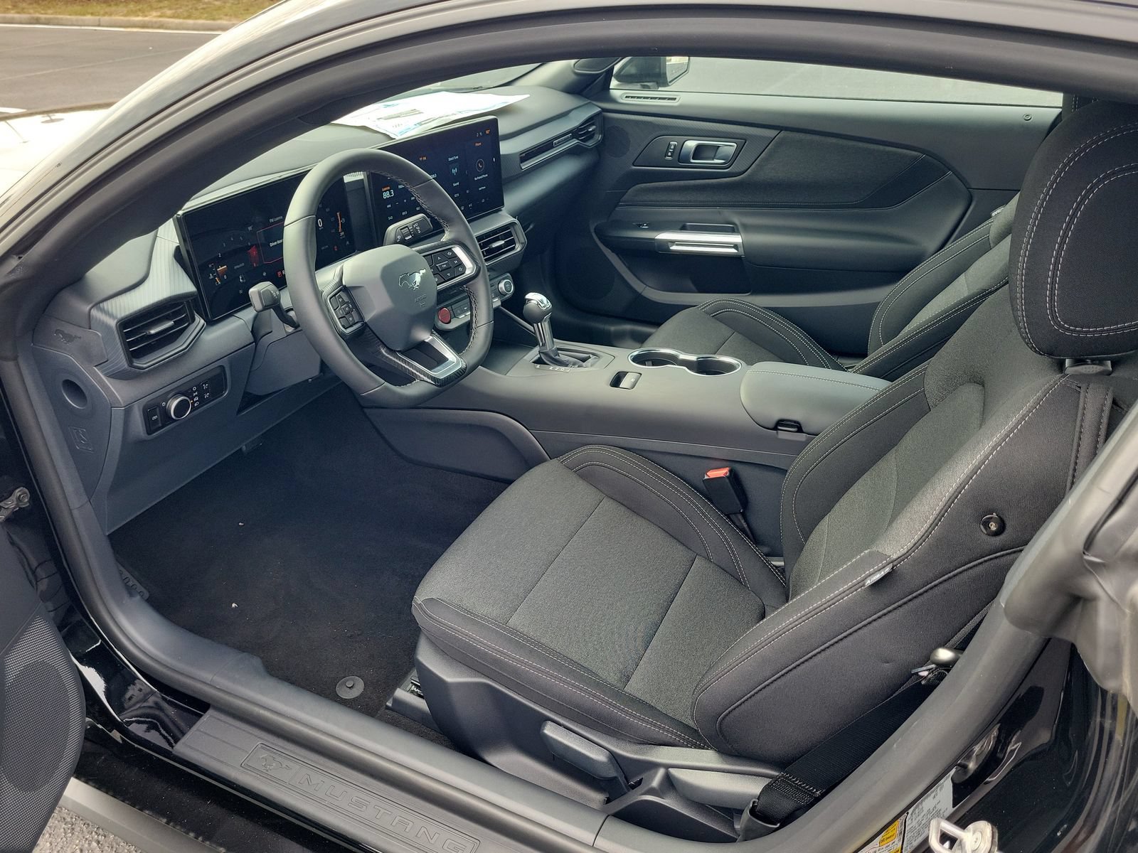 Certified 2026 Ford Mustang Coupe RWD image 10