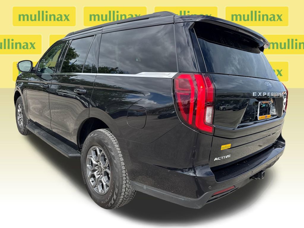 Certified 2025 Ford Expedition Active RWD image 9