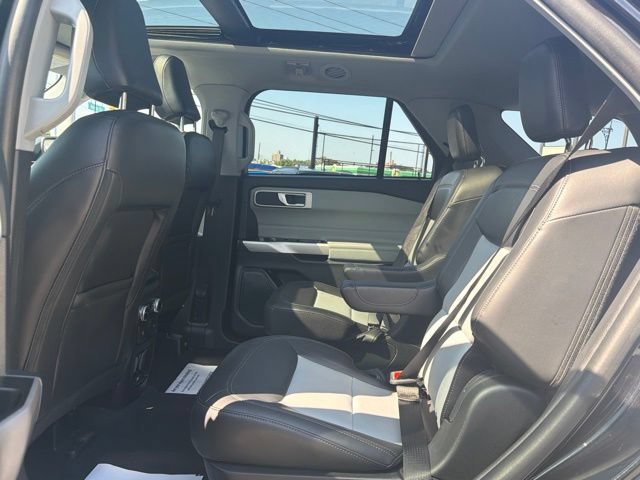 Certified 2023 Ford Explorer XLT w/ Equipment Group 202A AWD/4WD image 14