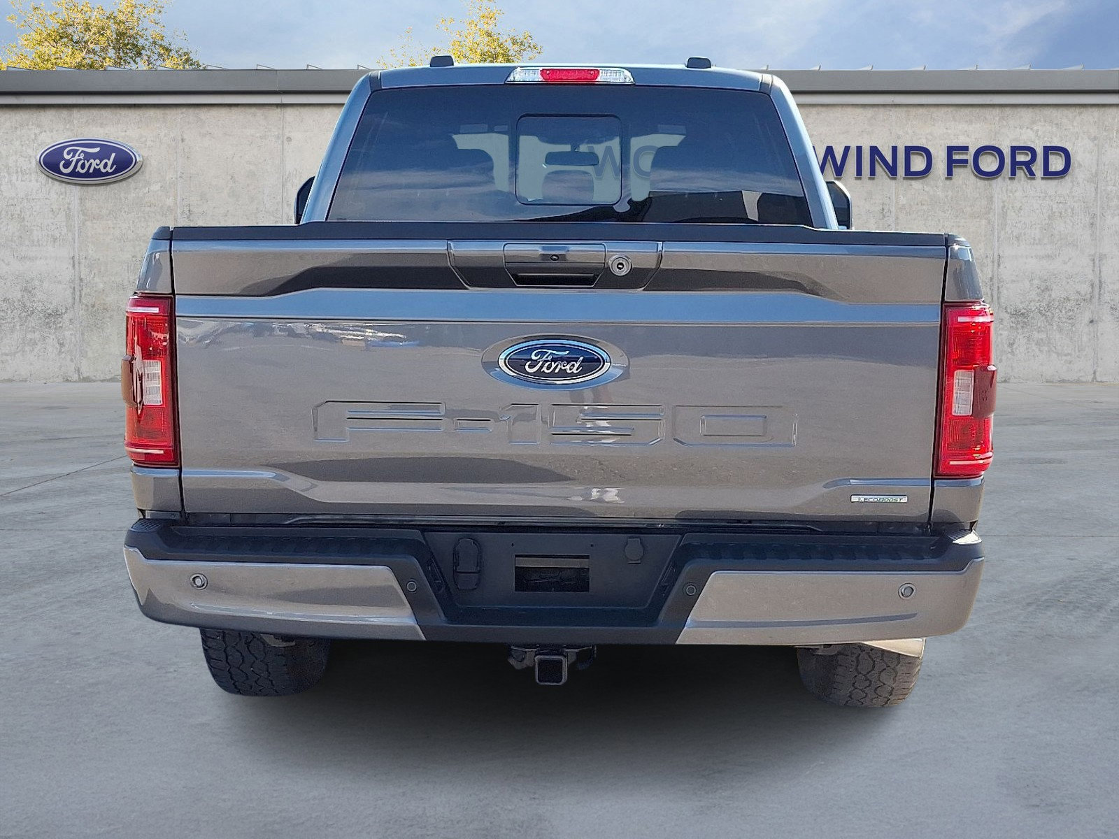 Certified 2022 Ford F150 XLT w/ Equipment Group 302A High image 3