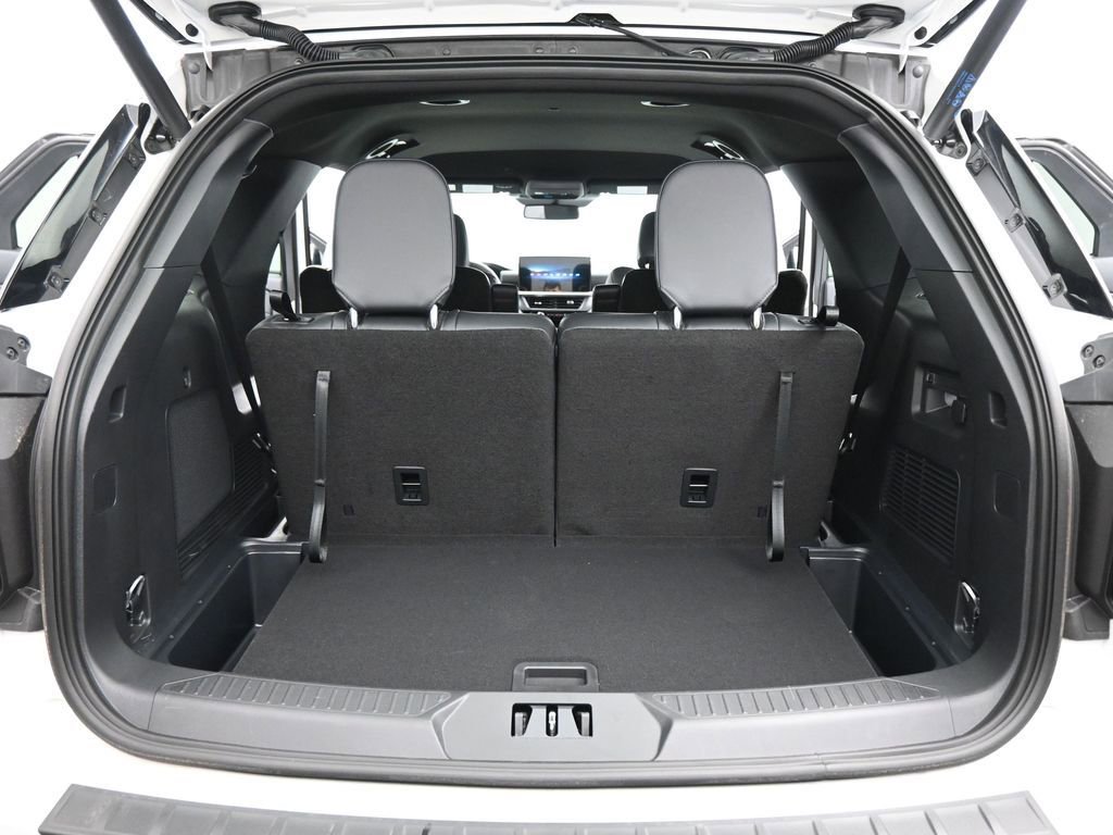Certified 2025 Ford Explorer ST-Line w/ Premium Package image 23