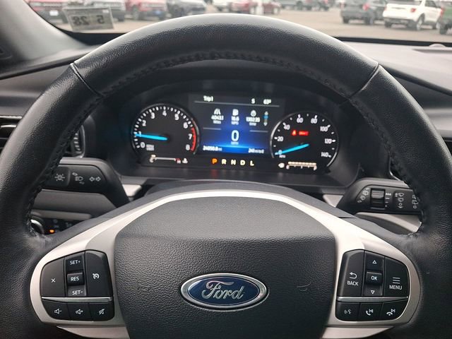 Certified 2023 Ford Explorer XLT w/ Equipment Group 202A AWD/4WD image 19