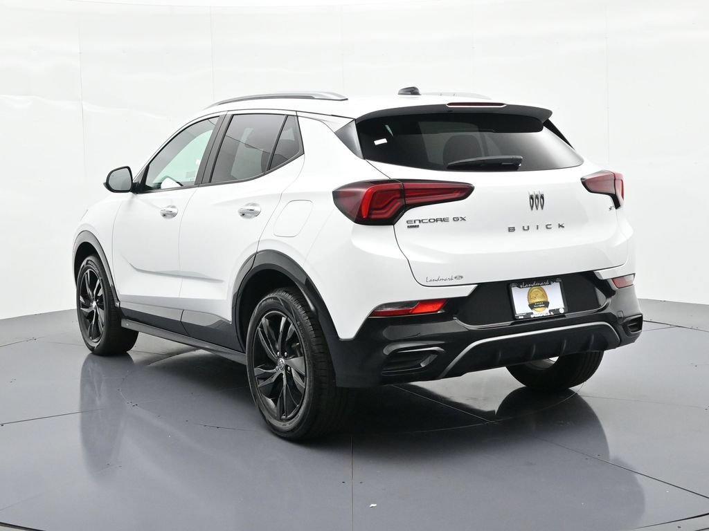 Used 2024 Buick Encore GX Sport Touring AWD/4WD image 8