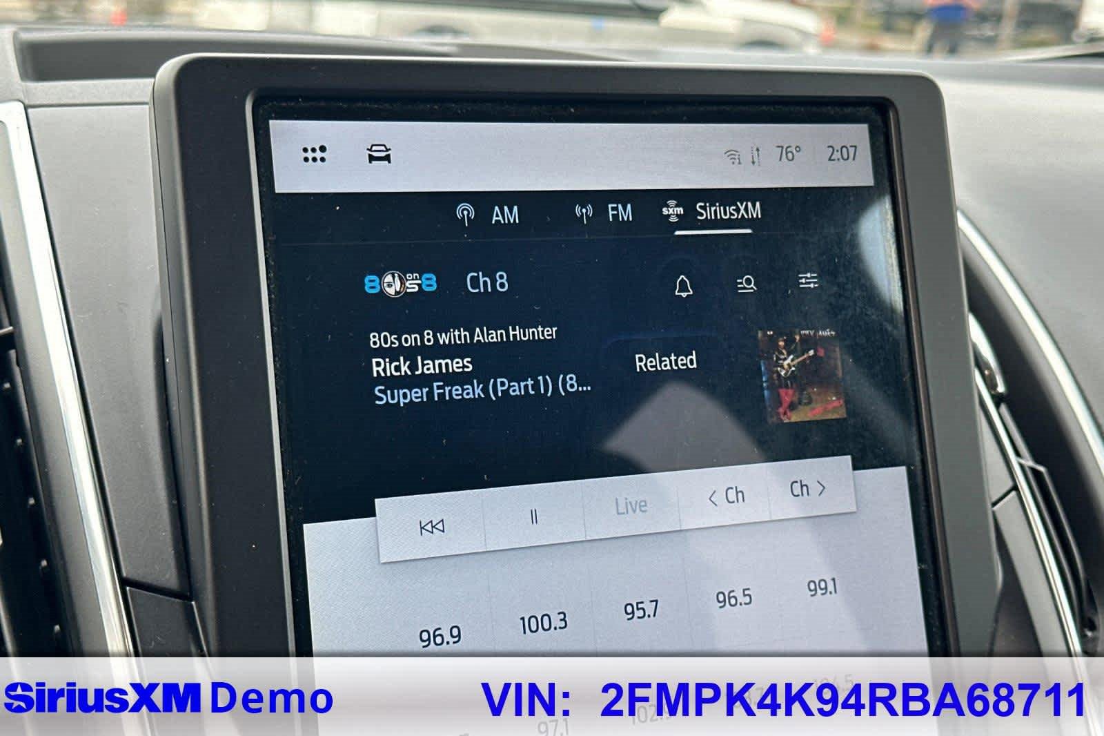 Certified 2024 Ford Edge Titanium image 29