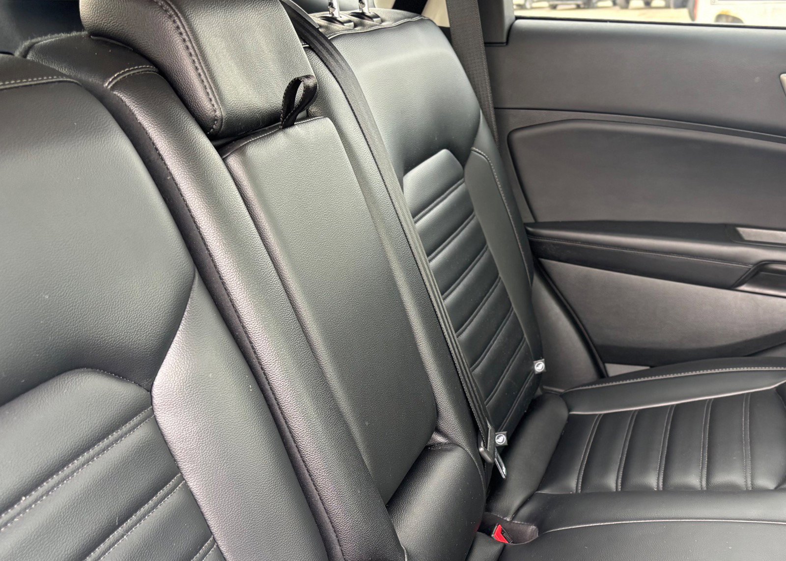 Certified 2024 Ford Edge SEL w/ Convenience Package image 23