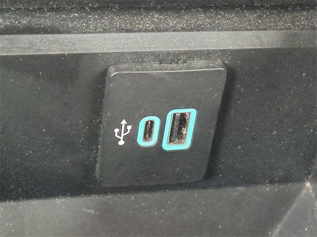 Certified 2024 Ford F250 Platinum image 22