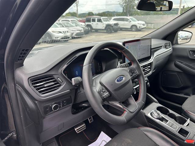 Certified 2023 Ford Escape ST-Line w/ Tech Pack #1 AWD/4WD image 24