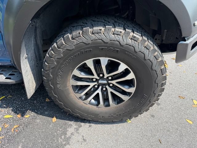 Certified 2019 Ford F150 Raptor w/ Equipment Group 802A Luxury AWD/4WD image 10