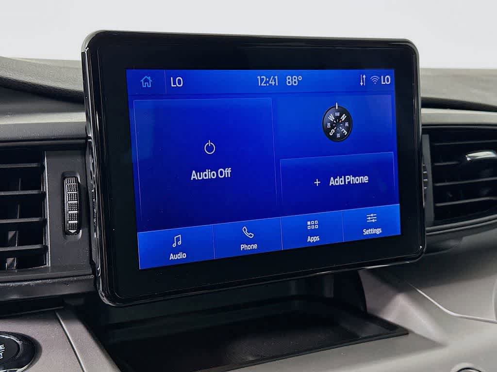 Certified 2024 Ford Explorer XLT RWD image 16