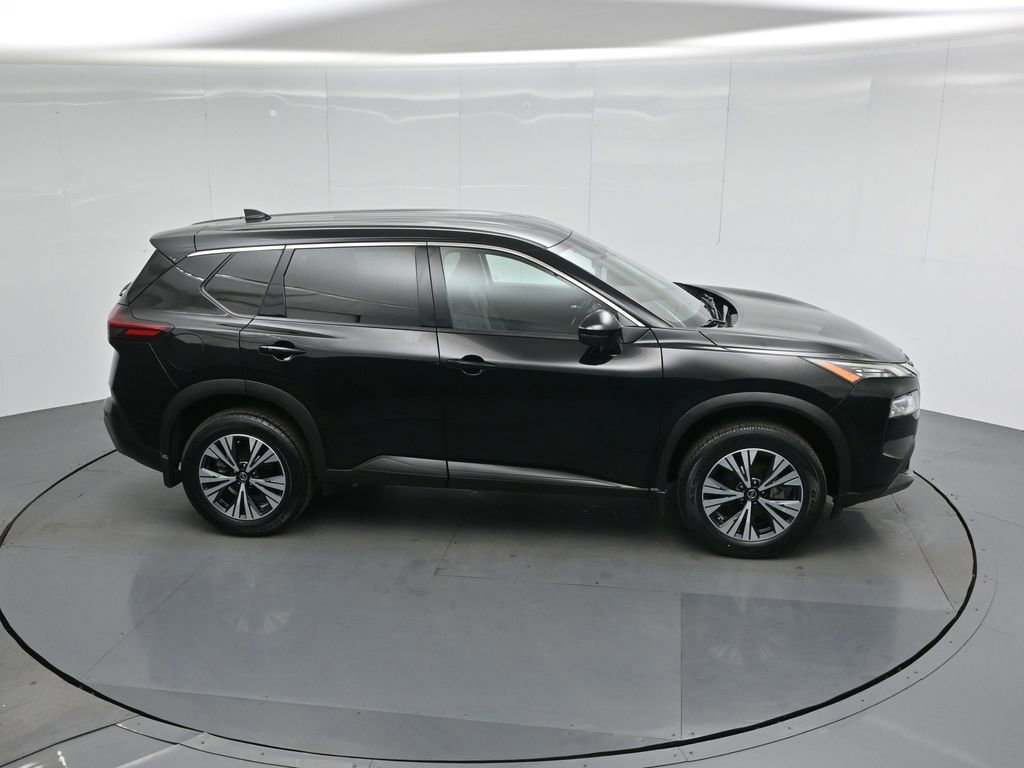 Used 2021 Nissan Rogue SV image 11