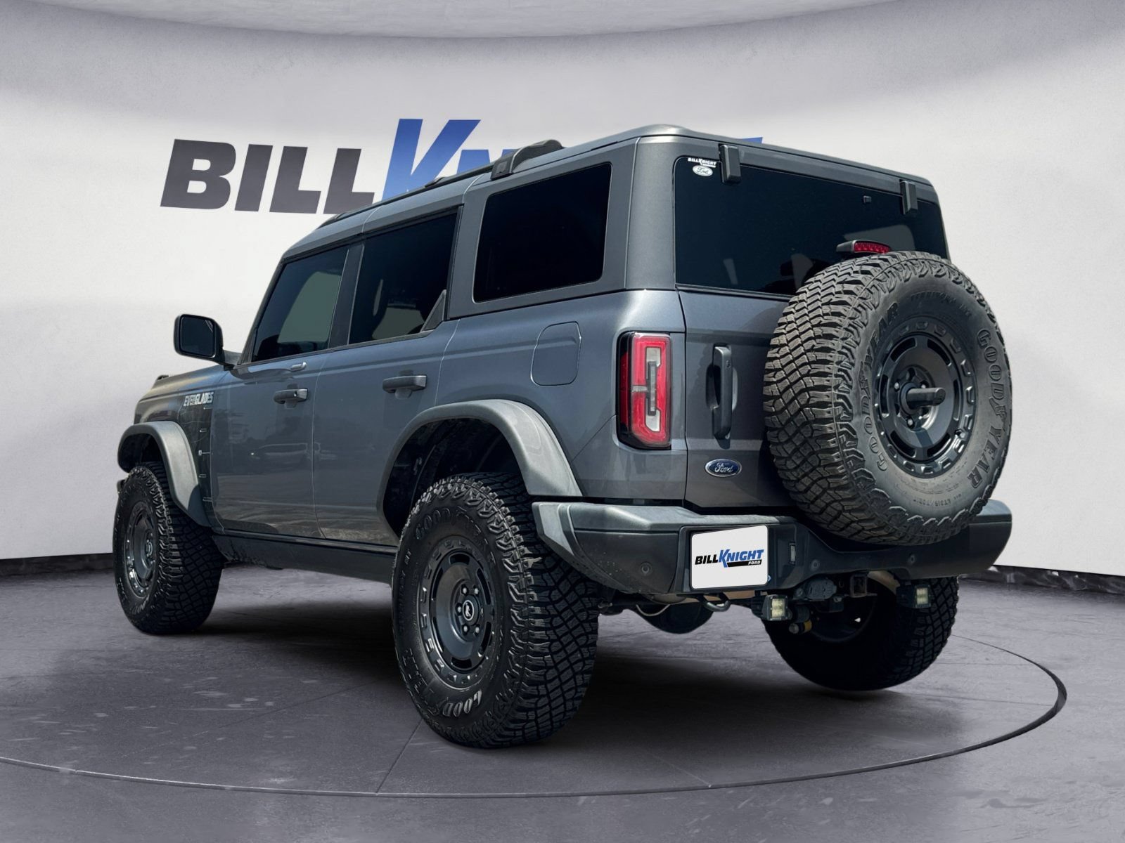 Certified 2023 Ford Bronco Everglades AWD/4WD image 3