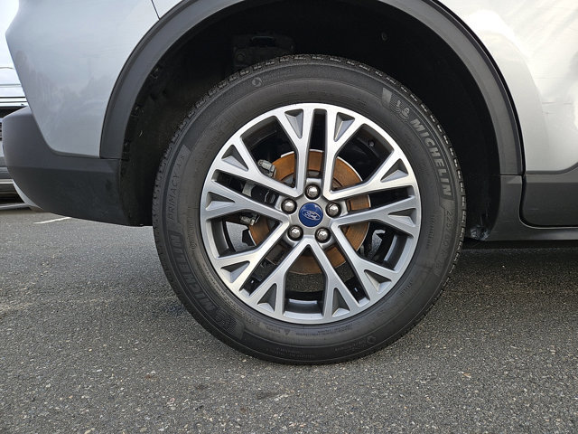 Certified 2022 Ford Escape SEL image 13