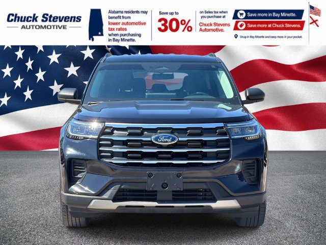 Certified 2025 Ford Explorer Active AWD/4WD image 3