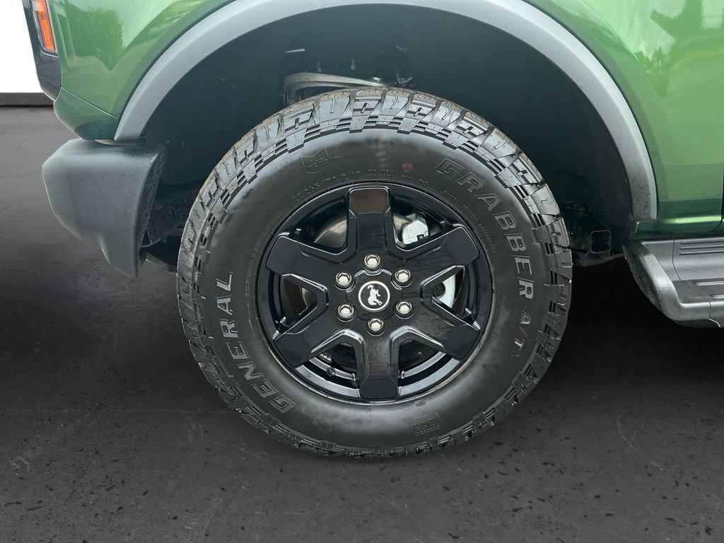 Certified 2025 Ford Bronco Outer Banks AWD/4WD image 13