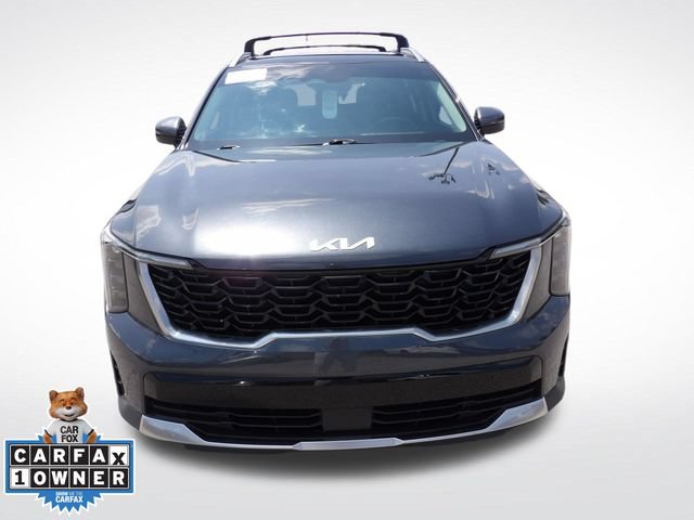 Used 2024 Kia Sorento S w/ Panoramic Sunroof Package FWD image 2