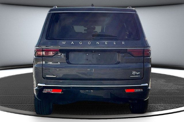 Used 2022 Jeep Wagoneer Series III w/ Premium Group I AWD/4WD image 5