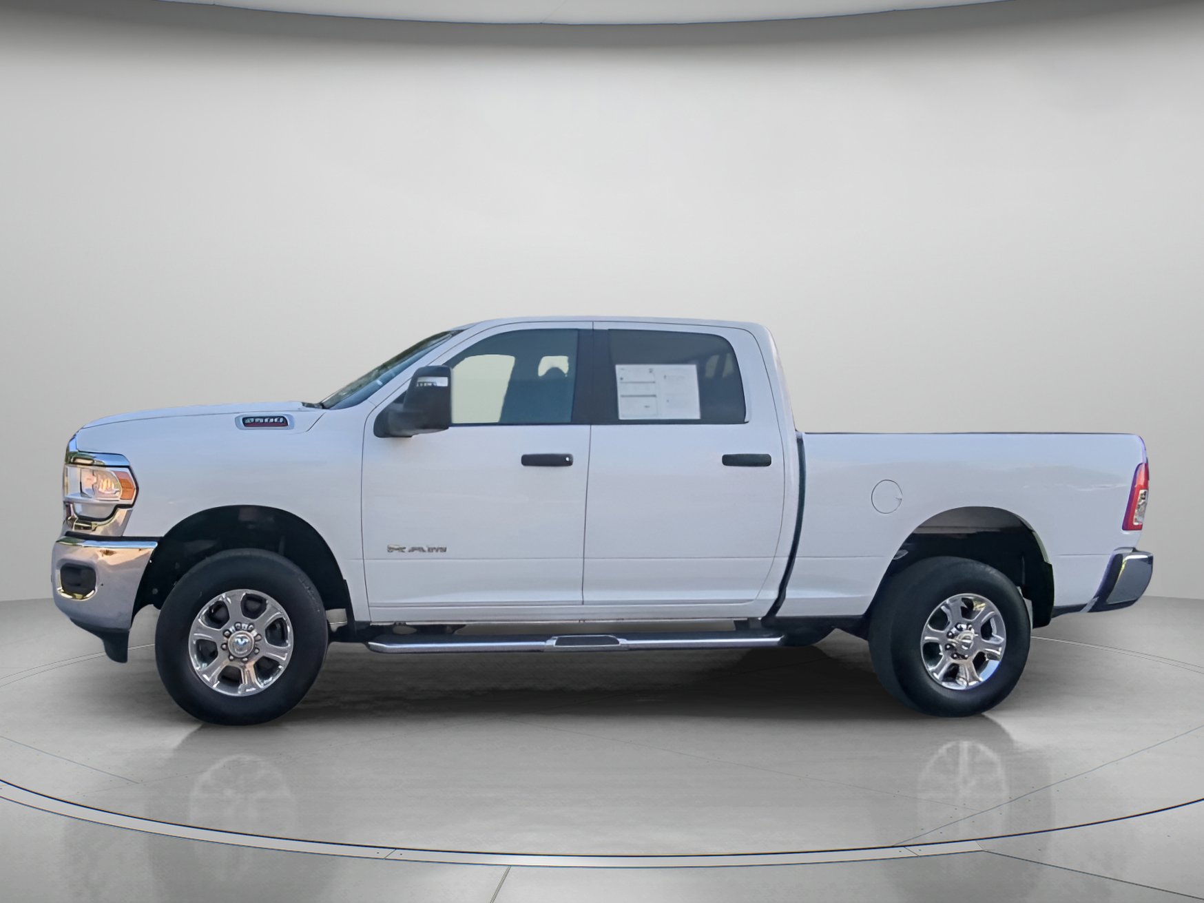 Used 2024 RAM 2500 Big Horn AWD/4WD image 15