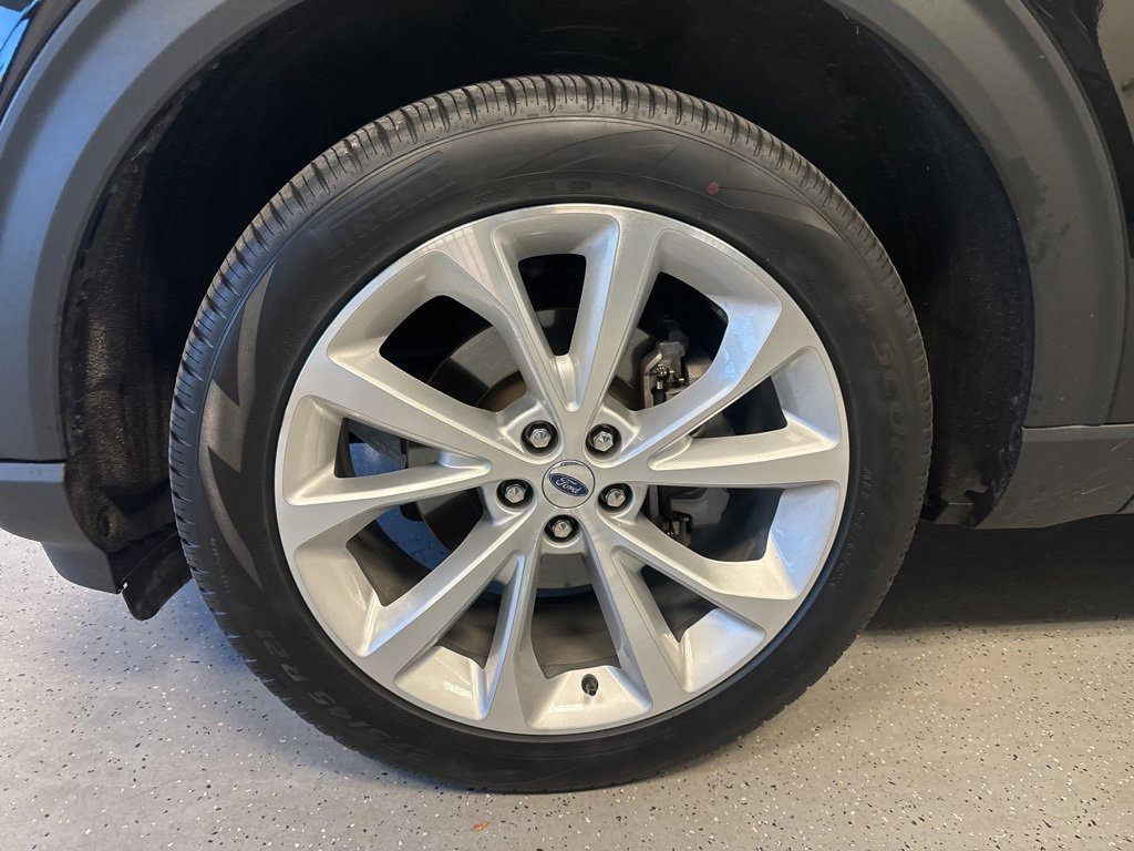 Certified 2024 Ford Explorer Platinum w/ Technology Package image 49