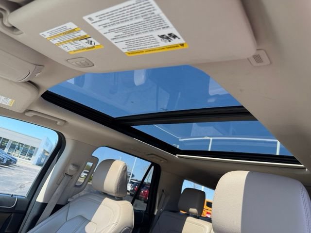 Certified 2024 Ford Expedition Max Limited AWD/4WD image 7