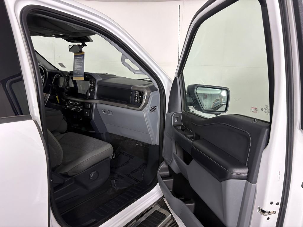 Certified 2024 Ford F150 XLT w/ Tow/Haul Package AWD/4WD image 31