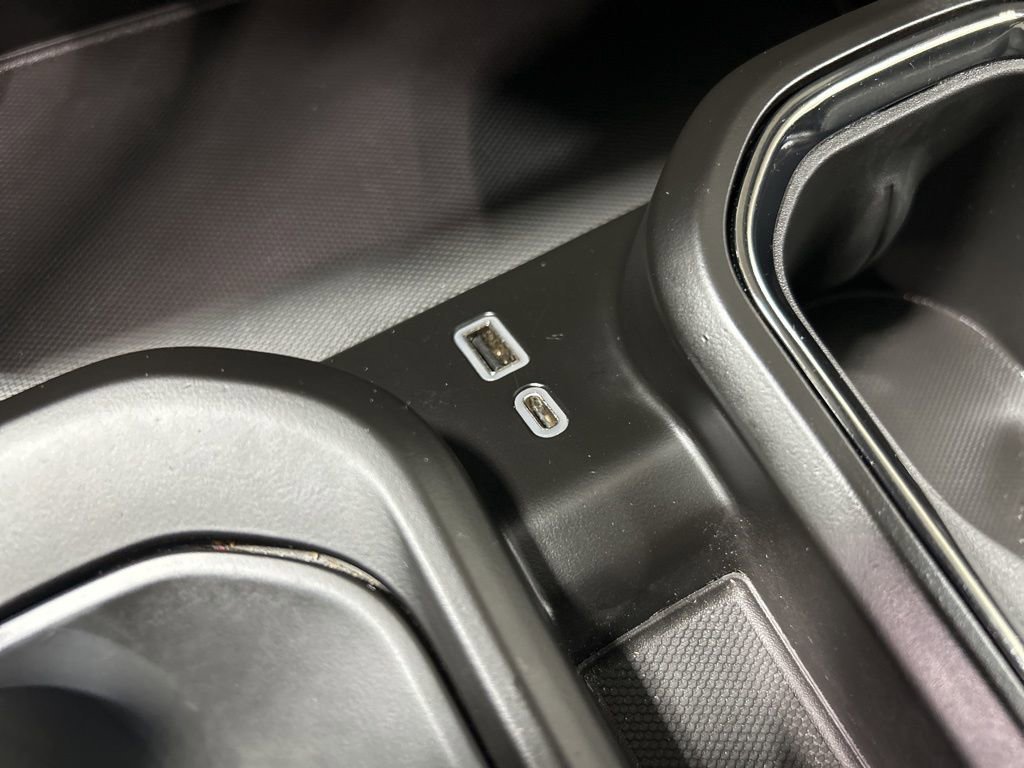 Used 2023 GMC Sierra 1500 AT4X image 25