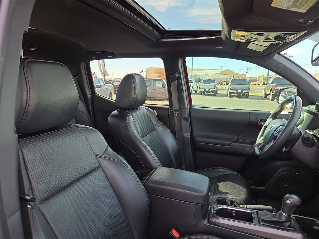 Used 2019 Toyota Tacoma 4x4 Double Cab image 14