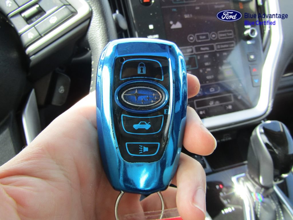 Used 2025 Subaru Outback Limited AWD/4WD image 43