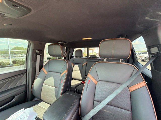 Used 2023 GMC Canyon AT4 w/ AT4 Premium Package AWD/4WD image 12
