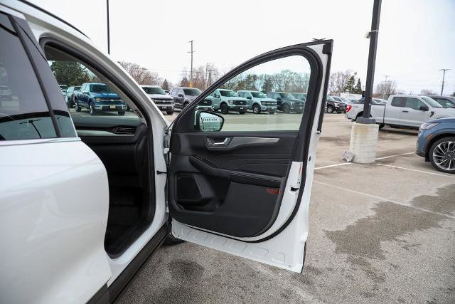 Certified 2021 Ford Escape Titanium w/ Class II Trailer Tow Package image 29