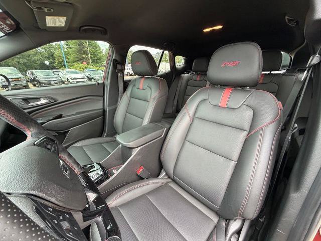 Used 2025 Chevrolet Trax RS w/ Driver Confidence Package FWD image 11
