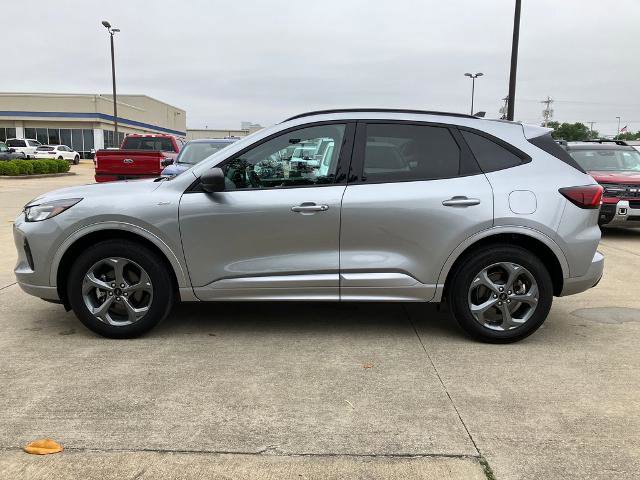 Certified 2024 Ford Escape ST-Line w/ Tech Pack #1 AWD/4WD image 2