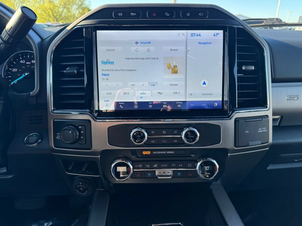 Certified 2022 Ford F350 Platinum w/ Tremor Off-Road Package AWD/4WD image 2