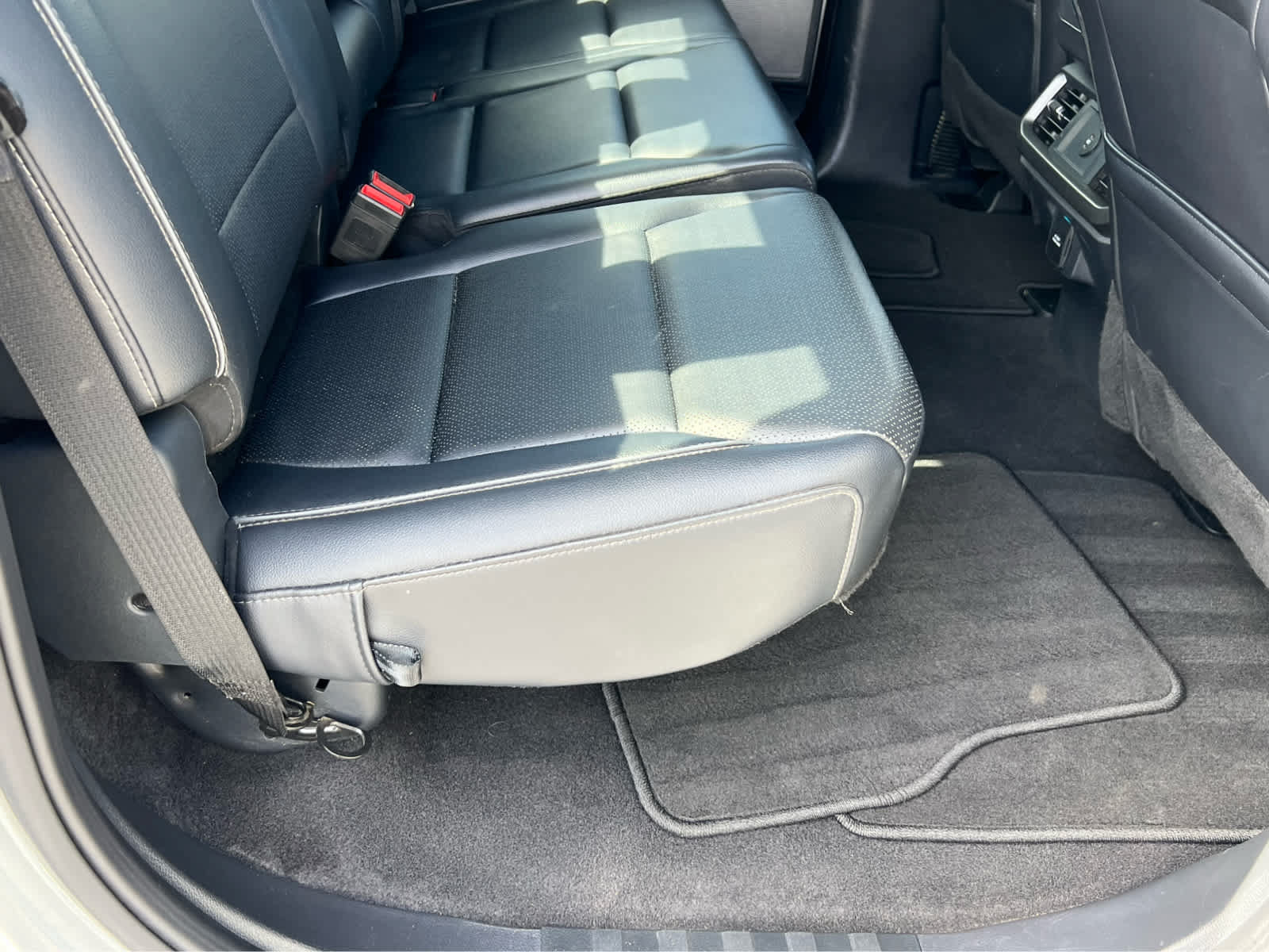 Certified 2025 Ford F150 Lariat AWD/4WD image 21