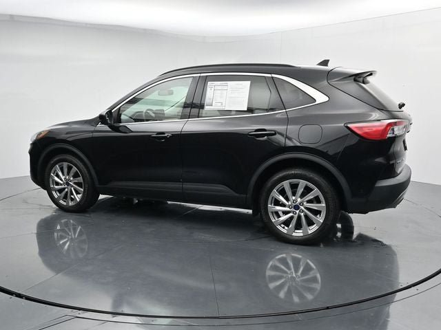 Certified 2022 Ford Escape Titanium w/ Titanium Elite Package AWD/4WD image 6
