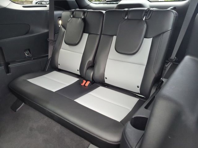 Certified 2023 Ford Explorer XLT w/ Equipment Group 202A image 18