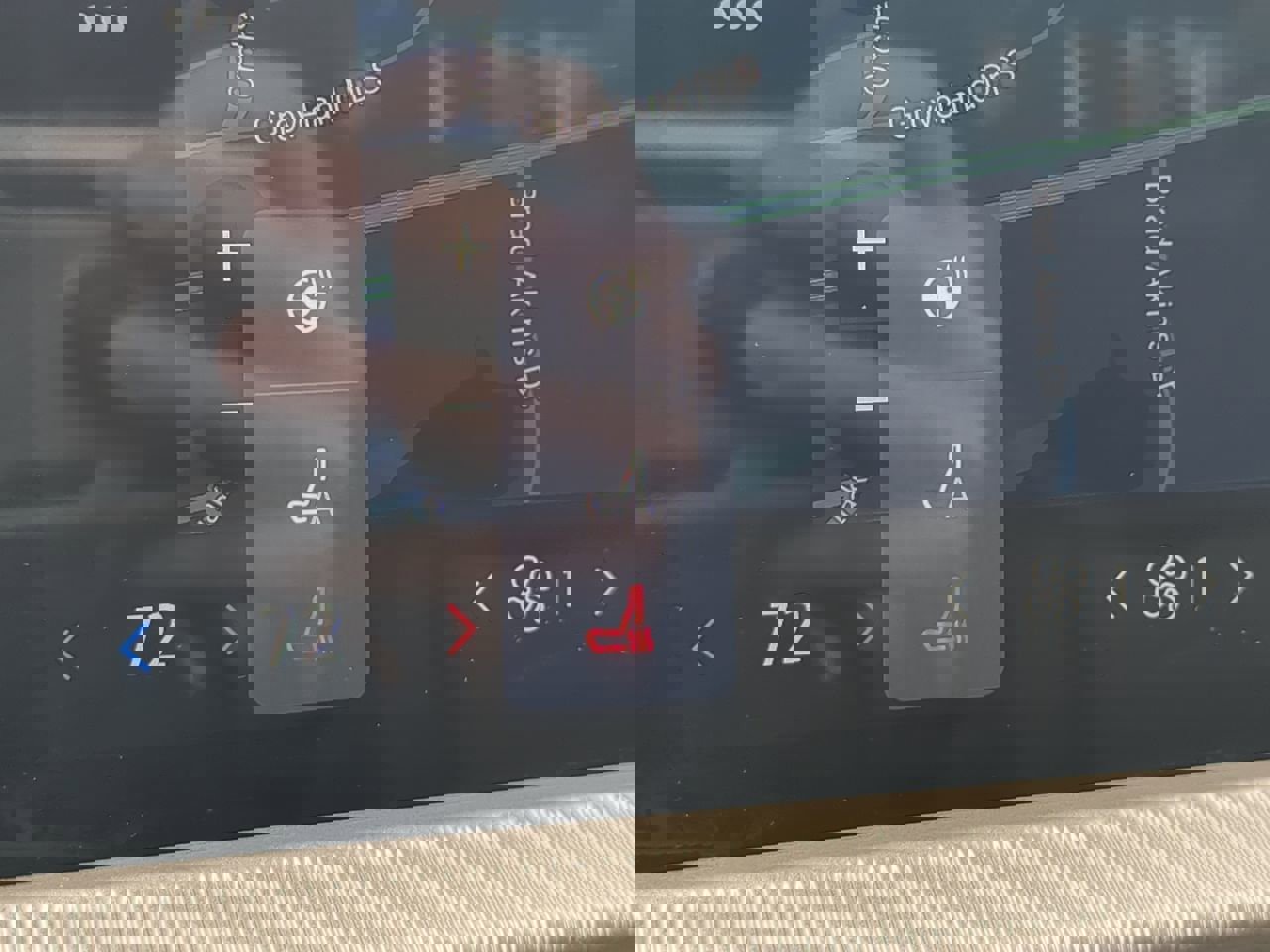 Certified 2025 Ford Explorer Active w/ Active Comfort Package image 21