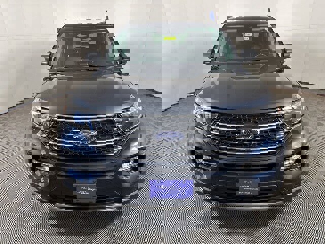 Certified 2023 Ford Explorer XLT w/ Equipment Group 202A image 6