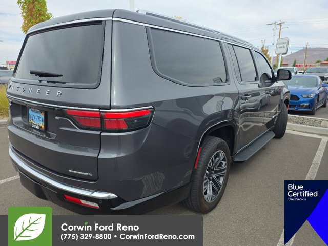 Used 2023 Jeep Wagoneer L Series II AWD/4WD image 4