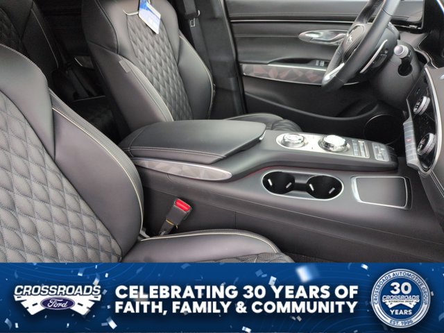 Used 2022 Genesis GV70 3.5T Sport w/ Sport Advanced Package AWD/4WD image 36