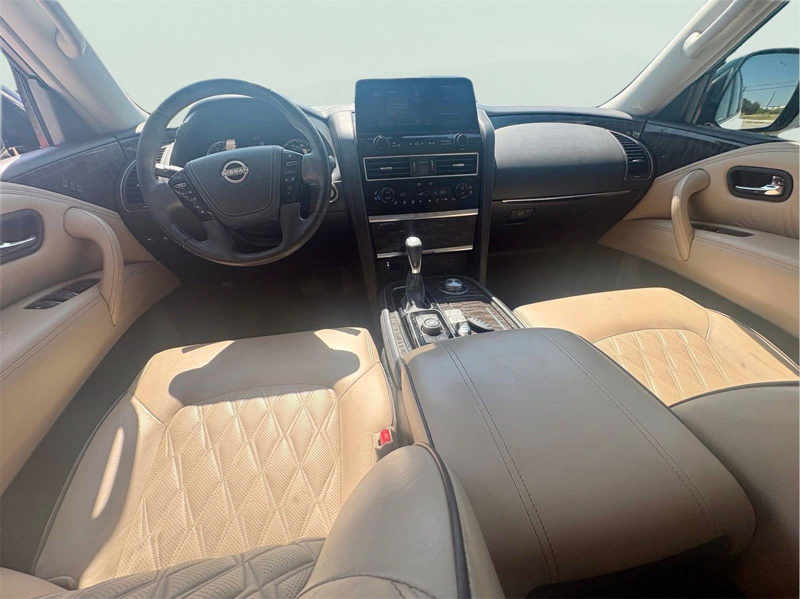 Used 2023 Nissan Armada Platinum w/ Captain's Chairs Package AWD/4WD image 7