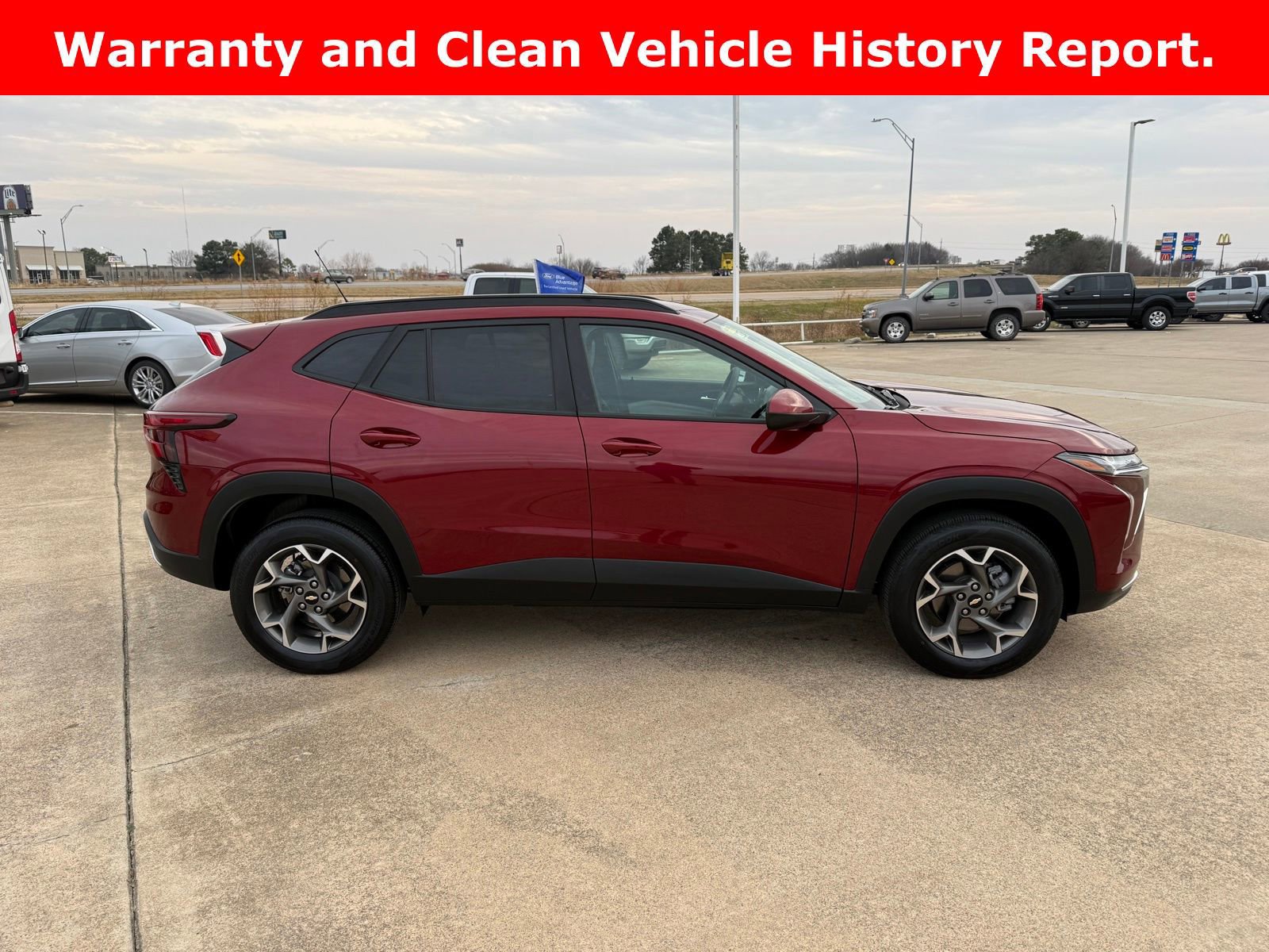 Used 2025 Chevrolet Trax LT image 6