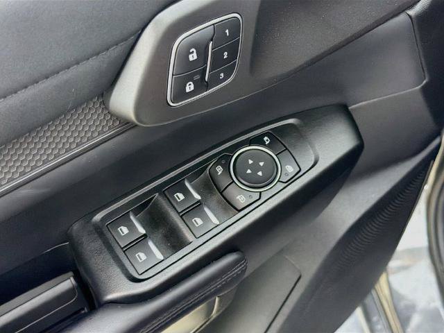 Certified 2025 Ford Ranger Raptor AWD/4WD image 18