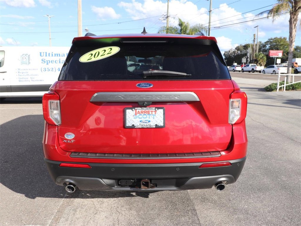 Certified 2022 Ford Explorer XLT w/ Equipment Group 202A image 4