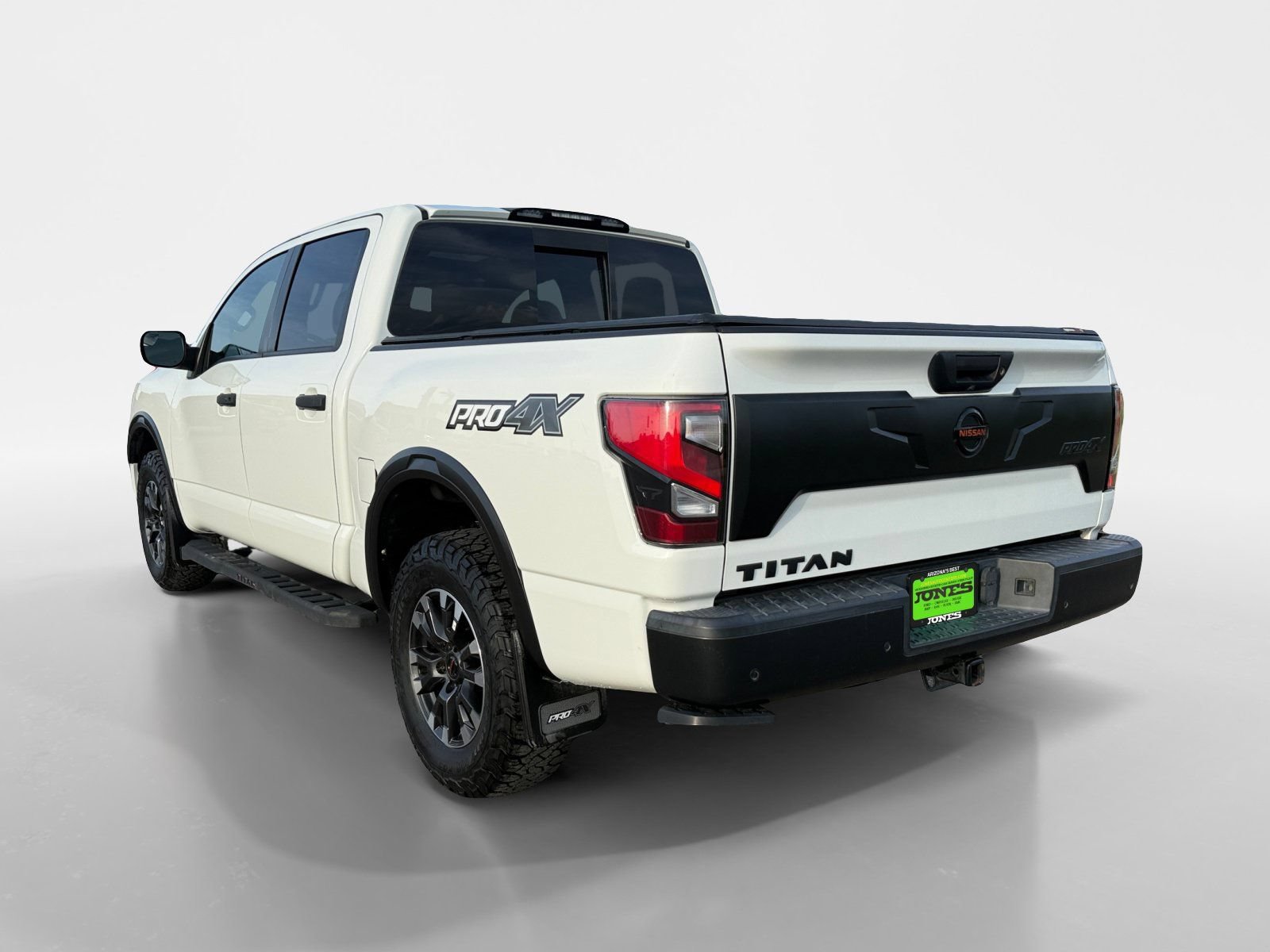 Used 2021 Nissan Titan PRO-4X w/ Pro-4x Convenience Package AWD/4WD image 4