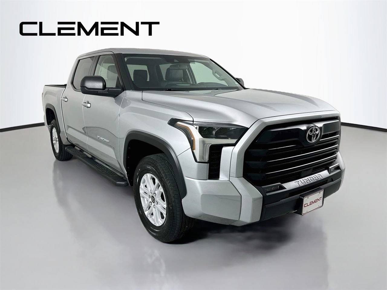 Used 2024 Toyota Tundra SR5 w/ SR5 Premium Package AWD/4WD image 5