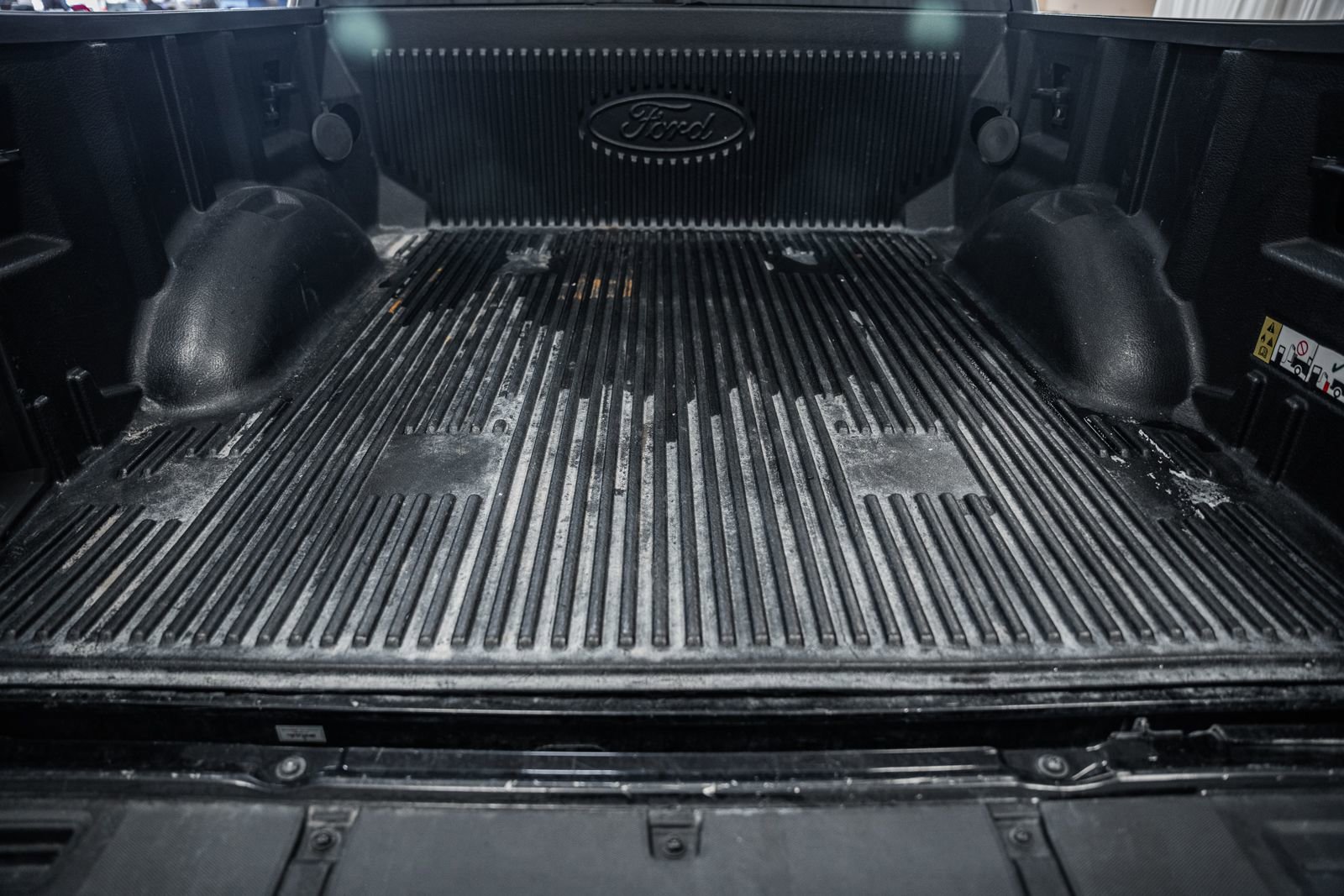 Certified 2022 Ford F150 Lariat w/ Equipment Group 502A High image 23