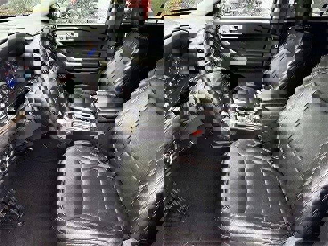 Certified 2024 Ford Explorer Limited image 29