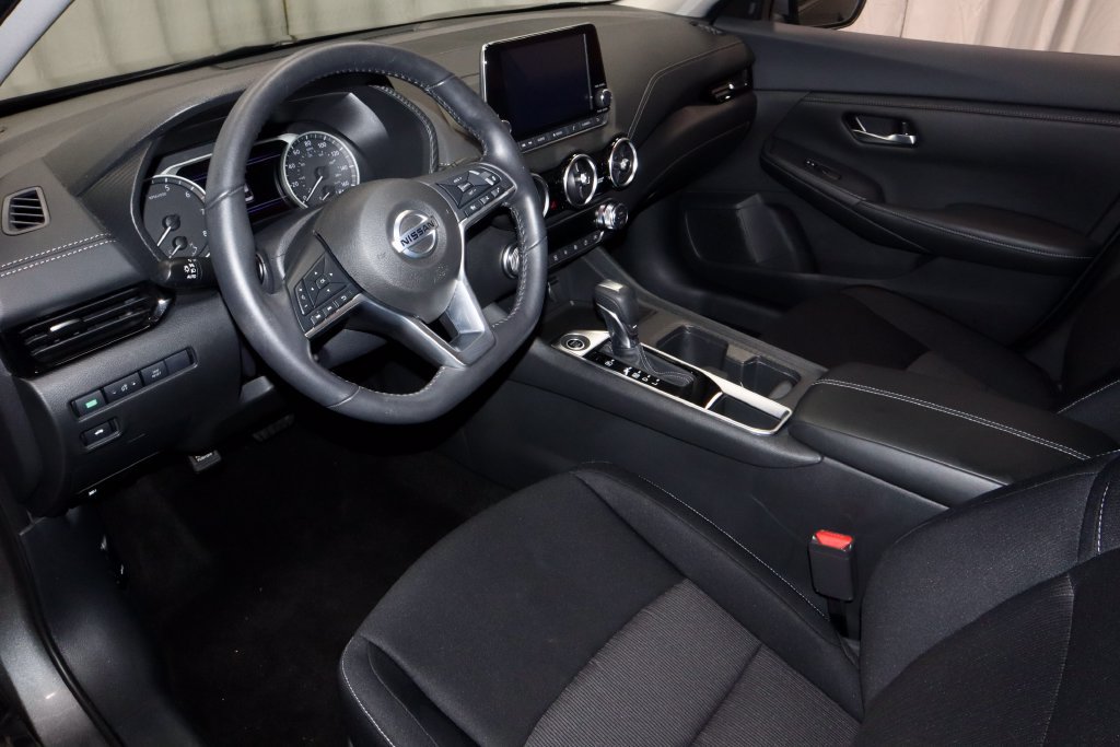 Used 2021 Nissan Sentra SV FWD image 23