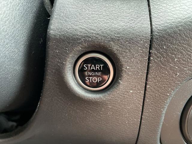Used 2022 Nissan Frontier PRO-4X w/ Pro-4X Premium Package AWD/4WD image 25