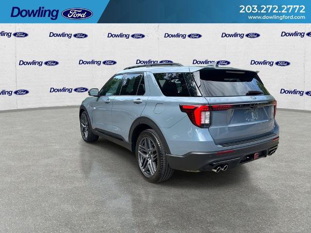 Certified 2025 Ford Explorer ST AWD/4WD image 6